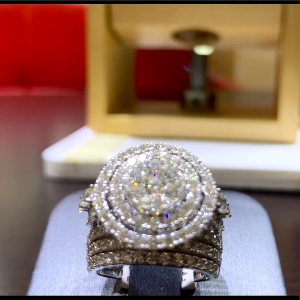 14k/5ctw unisex Genuine Diamond ring Amazing bling